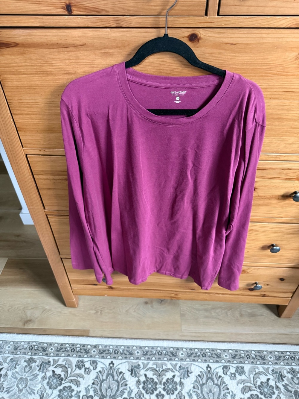 Great Northwest Clothing Company Long-Sleeve Crewneck Top - Raspberry